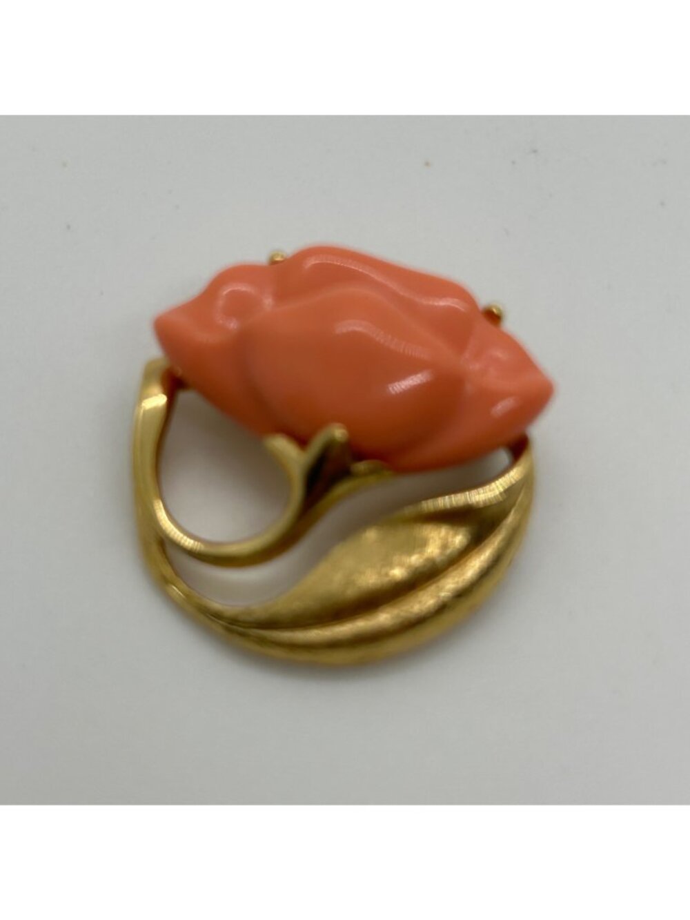 Vintage Brooch Pin Lot White Enamel Coral Flower Sunrise Landscape Costume 3pc - Picture 4 of 9
